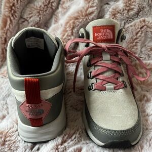 The North Face Kids Sneakers - Cream and Pink